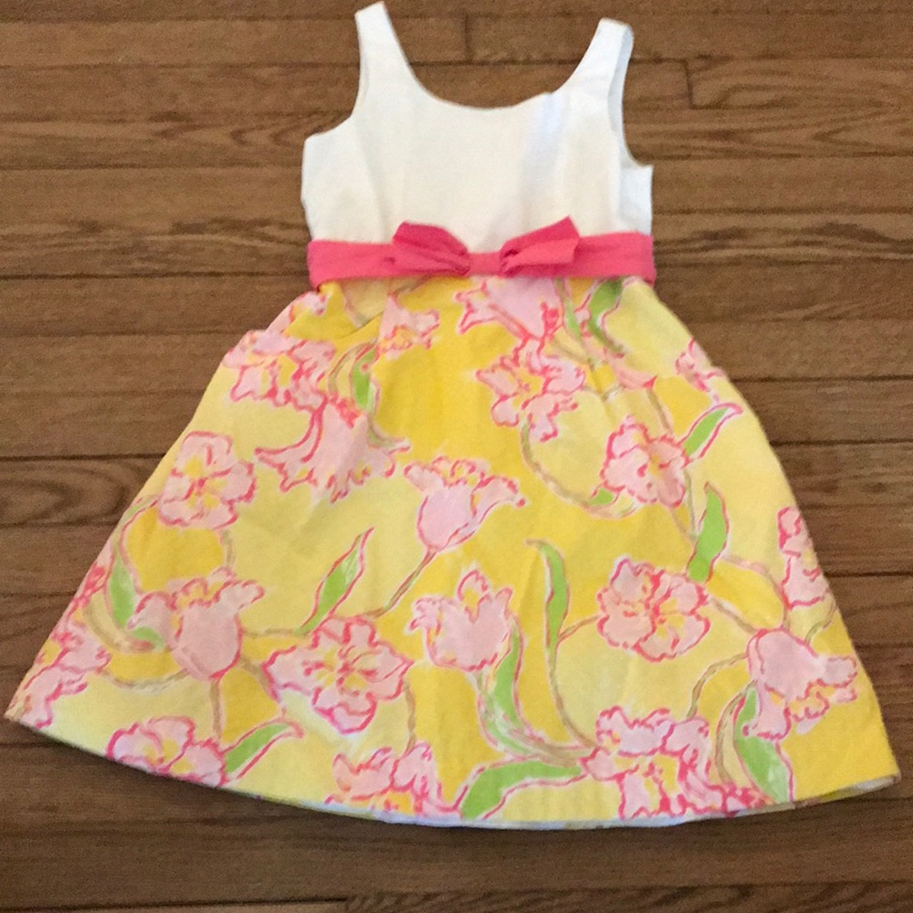 Lily Pulitzer Girls size 10 dress in yellow floral